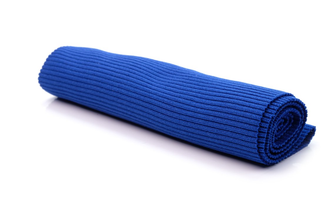 004 královská modrá