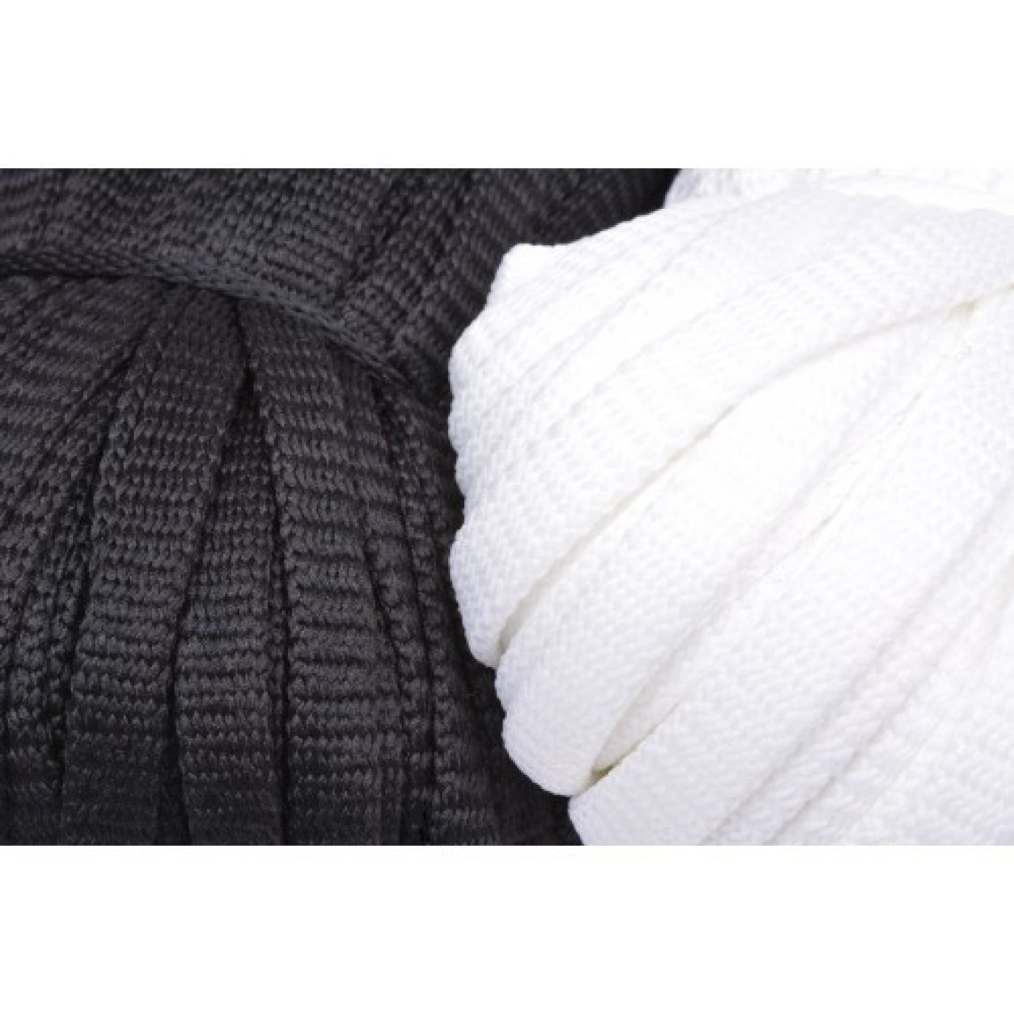 Šnůra oděvní dutinka PES šíře 12mm