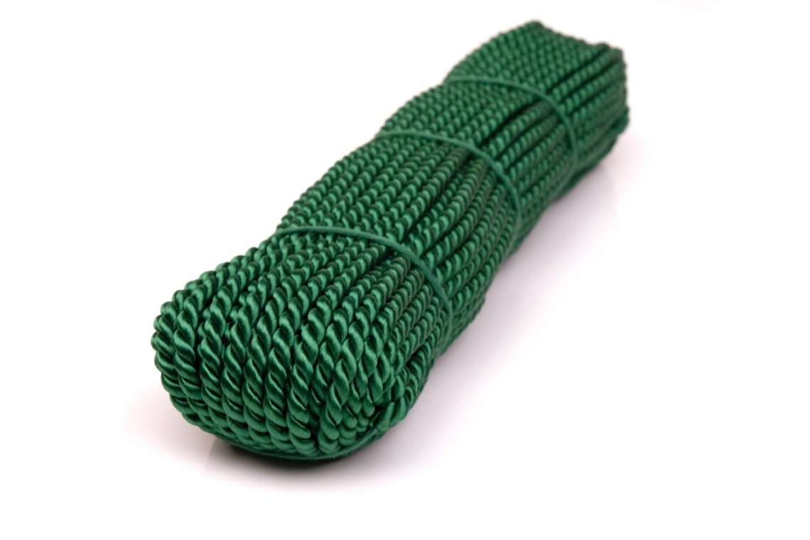 Kroucená šnůra atlasová šíře 4mm