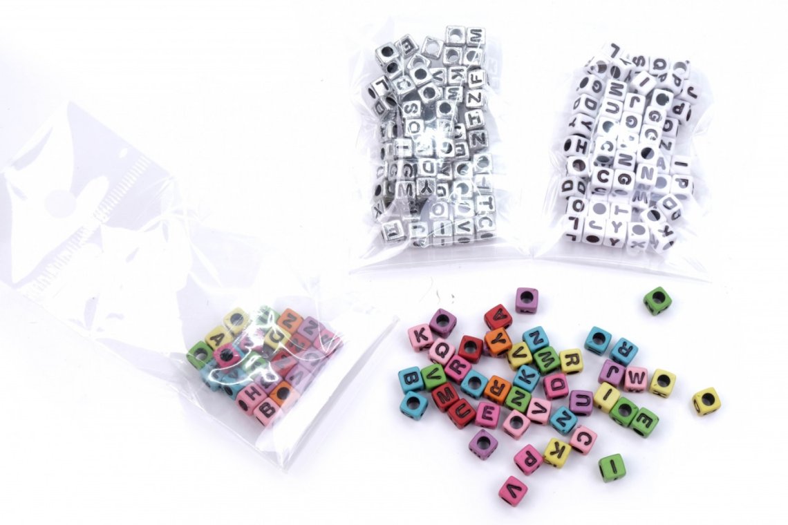 Korálky ozdobné 776 vel.5mm balení 10g