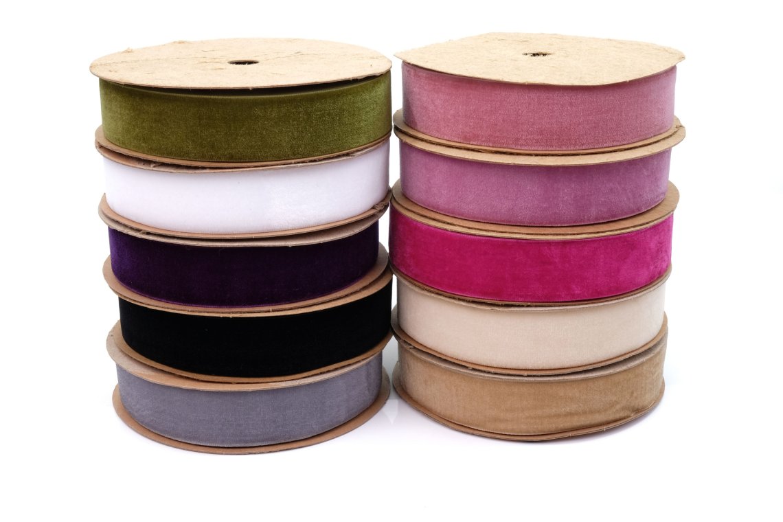 Sametová stuha šíře 25mm