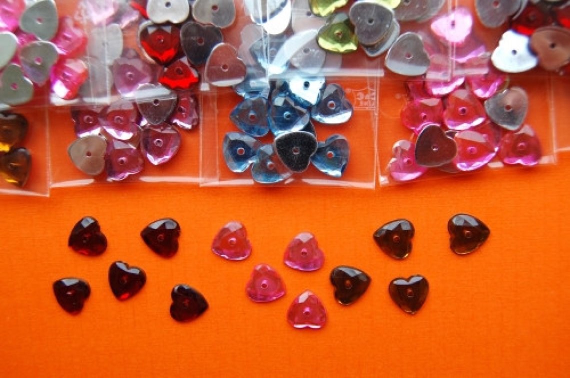 Našívací ozdoba 367 vel.10mm balení 2g