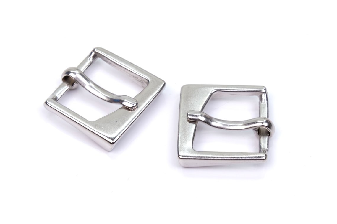 Spona kovová 1203 šíře 18mm