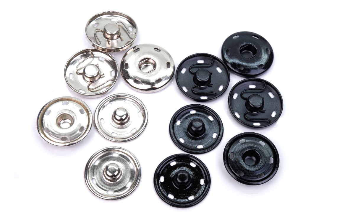 Stiskací knoflíky DE 30mm