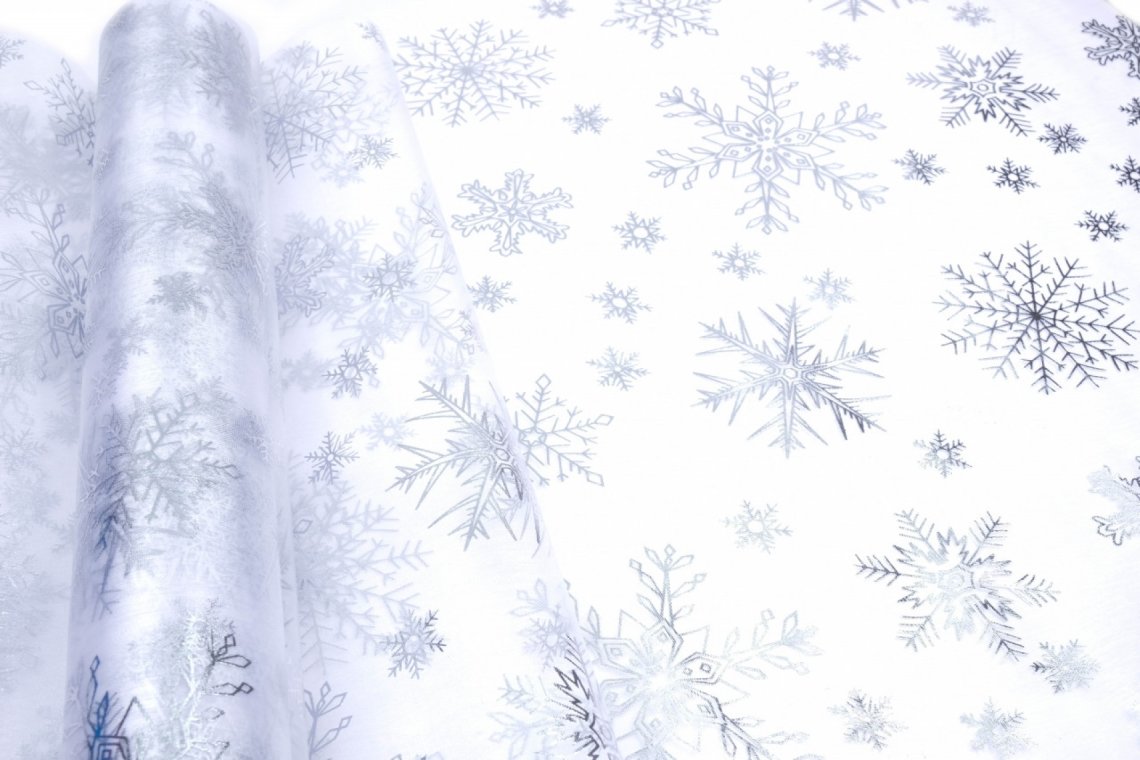 Organza neobšitá vzor 708 vločky šíře 39cm návin 8m