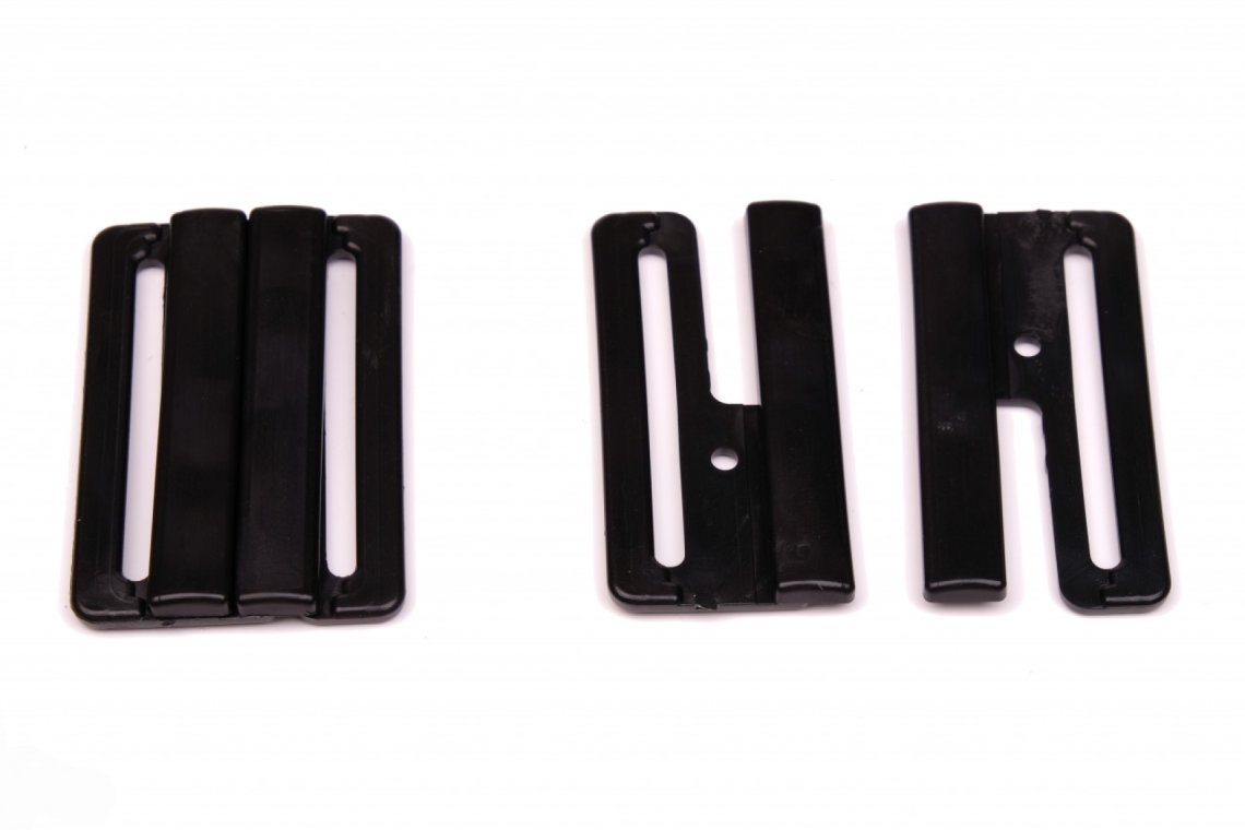 Zapínání plastové šíře 40mm černé