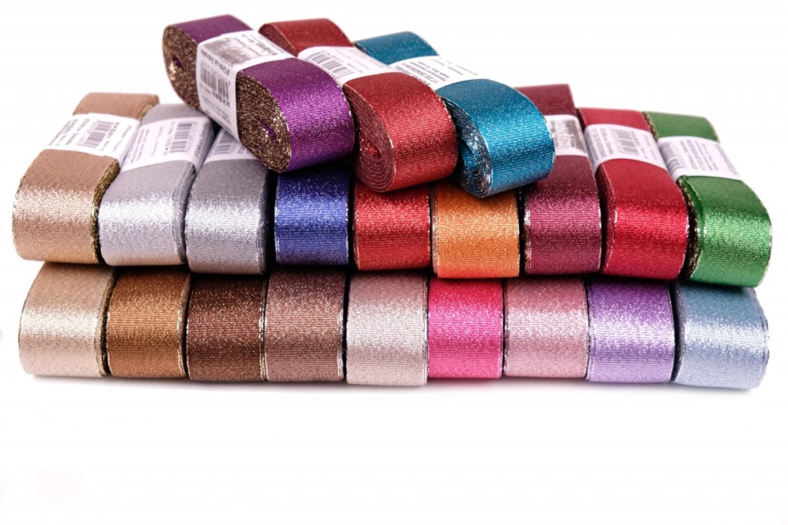 Stuha torsade lurexová šíře 25mm svazek 10m