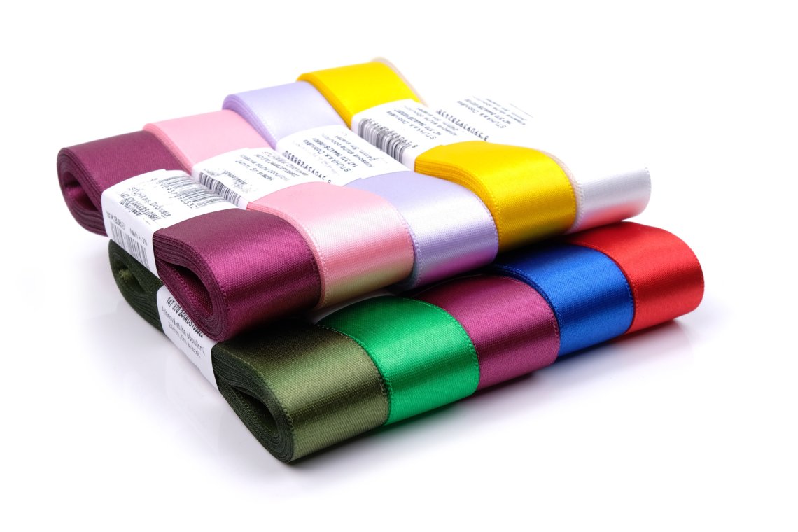 Stuha atlasová oboulící šíře 24mm