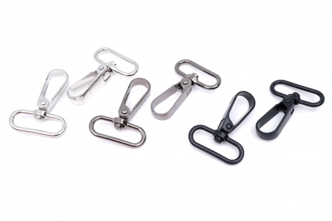 Karabina kovová otočná průvlek 32mm