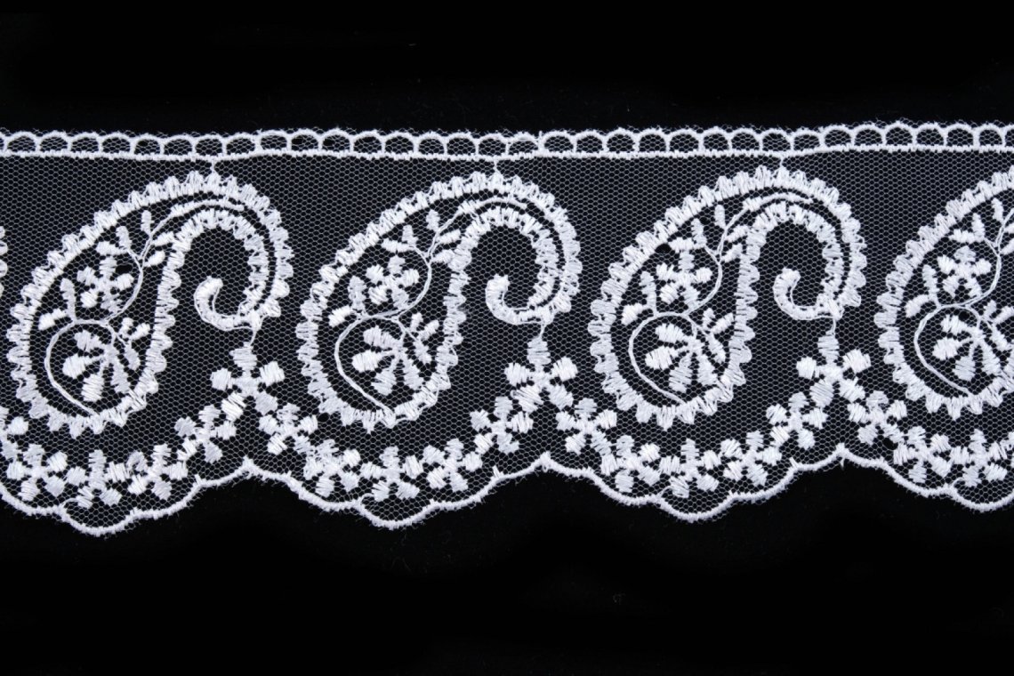 Krajka šifonová vyšívaná 1945 šíře 7,5cm