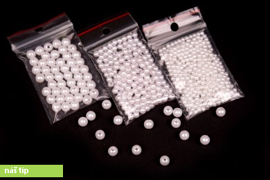 Korálky plastové PERL bílé kulaté mix vel.3,4,5mm balení 5g