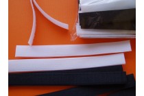 Suchý zip šíře 3cm stříhaný 20cm